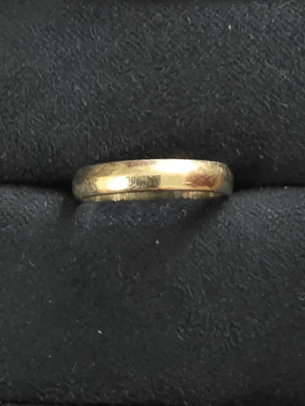 10k White Gold Band Ring